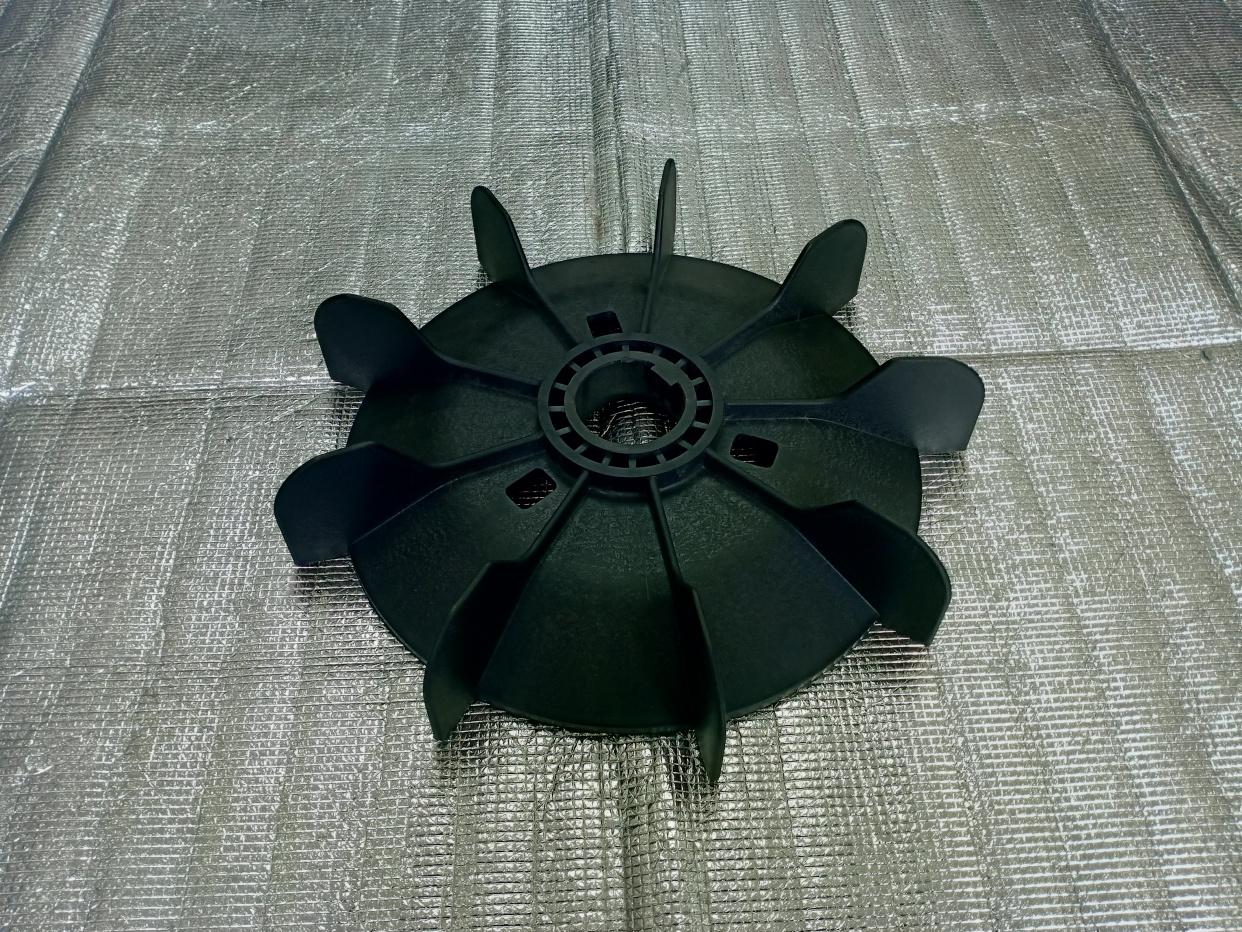 南阳防爆电机YB3-280M-4 90kW电机风扇叶如何更换